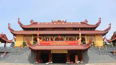 Việt Nam Quốc Tự chính thức khánh thành vào ngày 7-11 